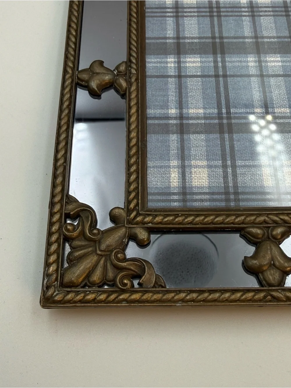 Vintage decorative standing